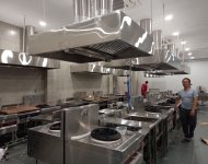 Gia Công từ Inox - Lợi Thế Quyết Định Sự Phát Triển của Ngành Dịch Vụ Ăn Uống