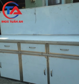 Bàn inox dạng tủ